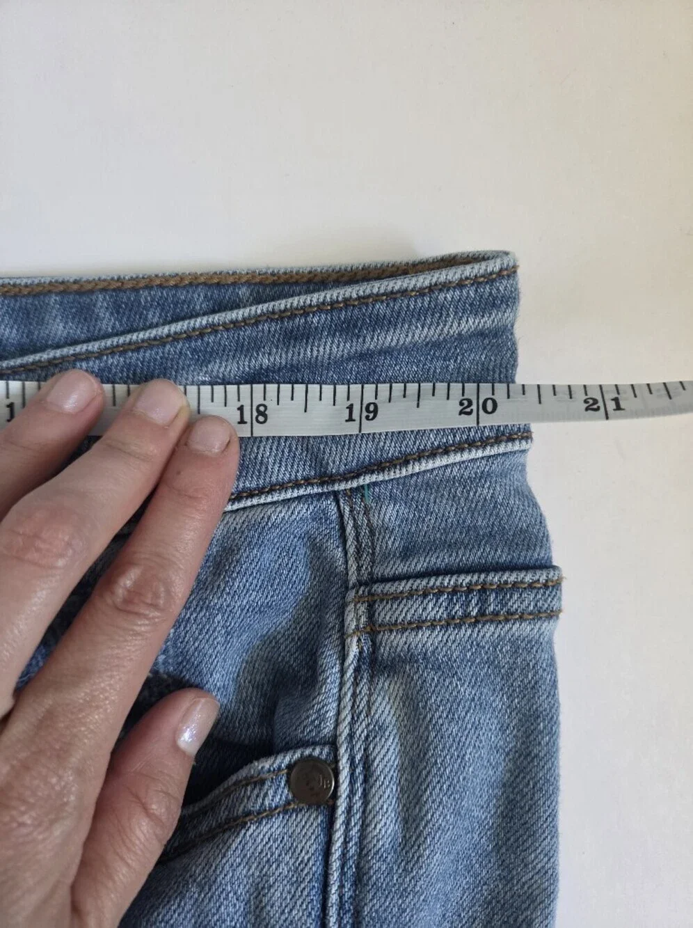 Judy Blue Jeans Womens 20W Distressed ripped Boyfriend Fit Stretch JB82170LT
